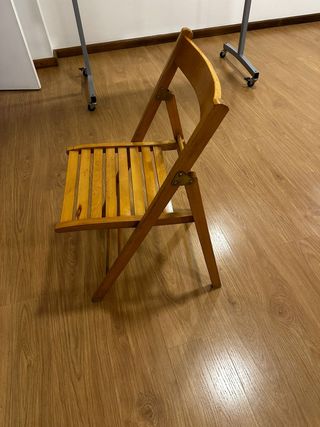 Sillas plegables de madera