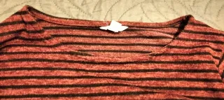 Jersey Springfield Rayas Negras y Rojas