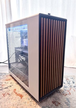 PC da tavolo per gaming: i5, RTX 5070, 32GB/1Tb