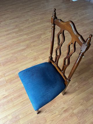 Sillas de comedor de madera y tela