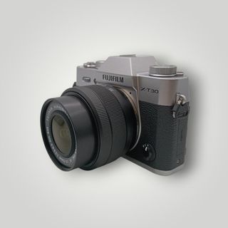 CAMARA COMPACTA FUJIFILM X-T30 III + CAJA Y ACC