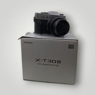 CAMARA COMPACTA FUJIFILM X-T30 III + CAJA Y ACC