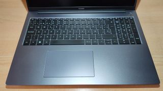 Portátil Huawei Matebook D 16. 16 pulgadas FULLHD+