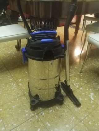 Aspirador industrial cromado