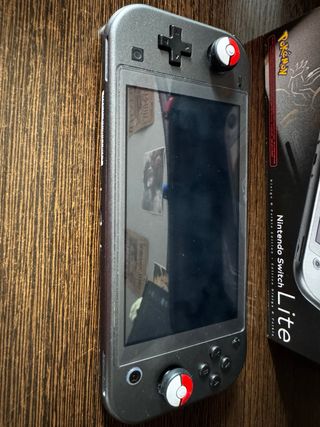 Nintendo Switch Lite Edición Pokémon