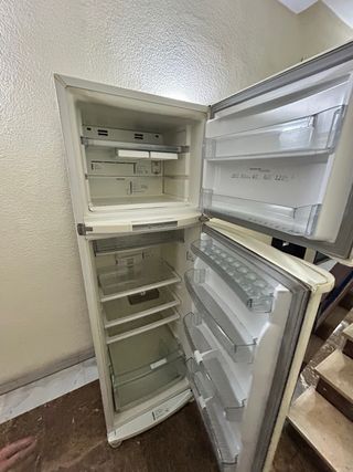 Frigorifero con congelatore Whirlpool