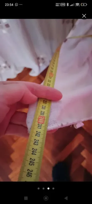 Cortinas beige con diseño moderno,con barra,lavado