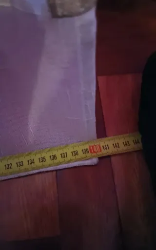 Cortinas beige con diseño moderno,con barra,lavado