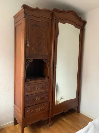 Armario antiguo Art Nouveau madera