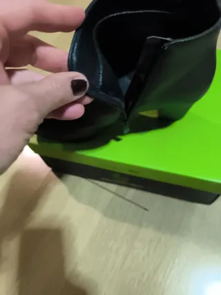 Botines Amarpies Mujer 39 Negros,guantes y cinturó