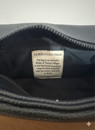 Neceser Tommy Hilfiger Negro ORIGINAL