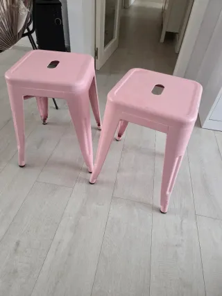 4 Taburetes Metálicos Rosas