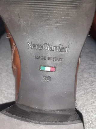 Botines de piel marrones