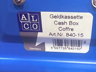 Caja de caudales azul con llave