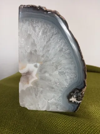 Geoda de Cuarzo Natural