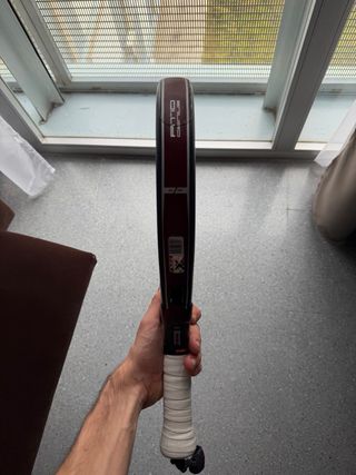 Pala de padel NOX AT10 12k 2025