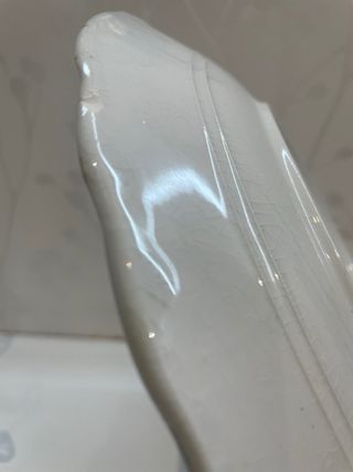 2 Platos llanos La Cartuja de Sevilla Marrón