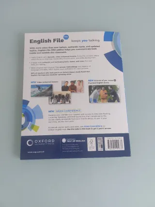 English File 5th Edition A2/B1. Student's Book ...
