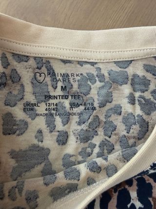 Lote Camiseta Animal Print y Leggings