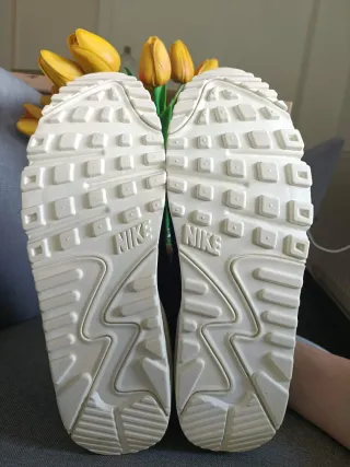 Nike Air Max 90 Luxure Black Pony. T40