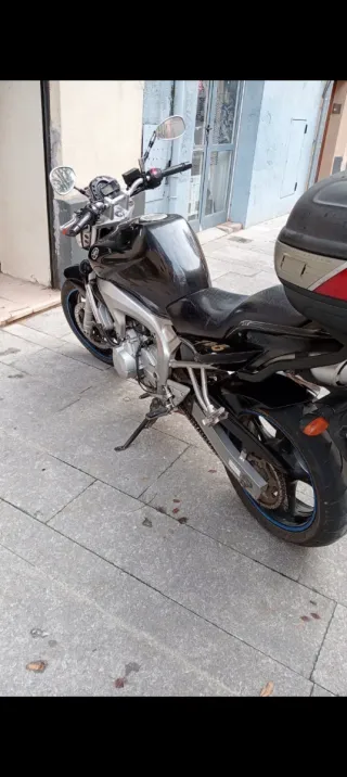 Yamaha FZ6
