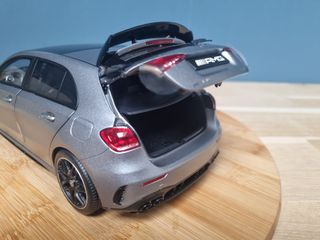 Maqueta Mercedes A45S 1:18
