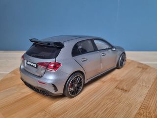 Maqueta Mercedes A45S 1:18