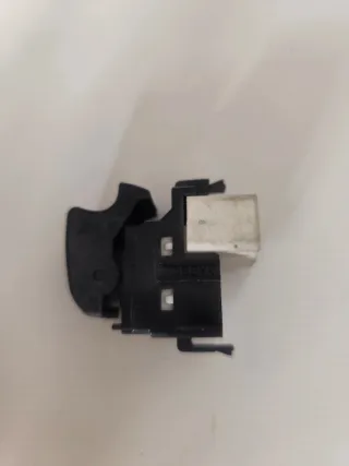 Botón elevalunas trasero Toyota Corolla E12