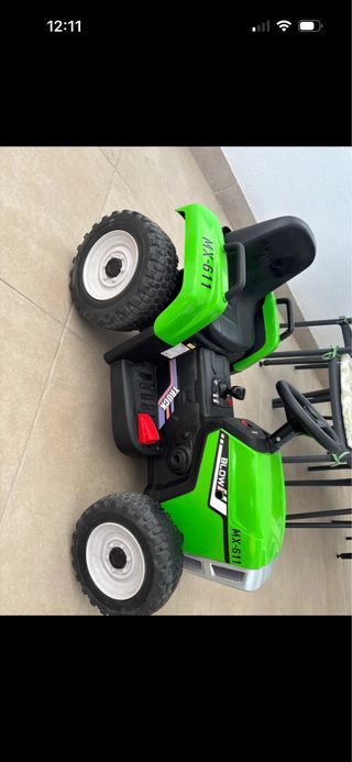 Tractor a Batería Infantil Verde