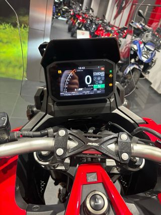 Honda X Adv Carnet A2 Automática Maxi Scooters