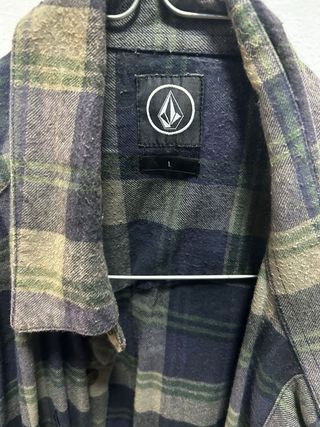Camisa Volcom cuadros azul y verde Talla L