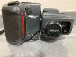 2 Cámaras Digitales Nikon + Accesorios