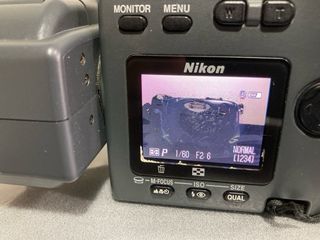 2 Cámaras Digitales Nikon + Accesorios