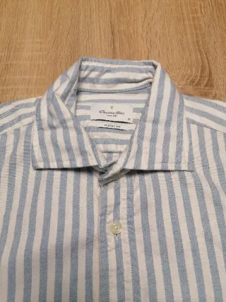 Camisa Emidio Tucci (rayas azul/blanco, talla M).