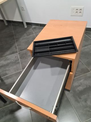 Cajonera de oficina madera y metal