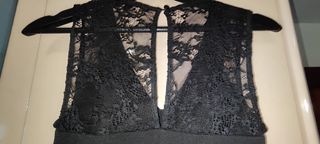 Vestido de fiesta negro con encaje