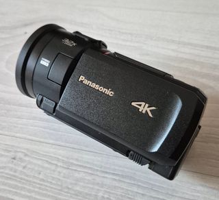 Panasonic HC-VX3E 4K UHD