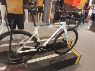 Bicicleta Mérida Scultura Bahrain Talla S