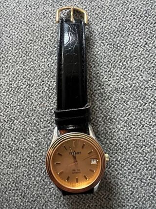 Reloj Tissot PR 50 Automático Dorado