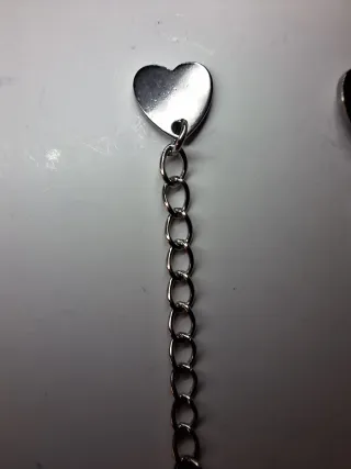 Orecchini pendenti cuore strass rosso argento