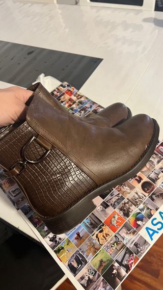 Botines marrones talla 39