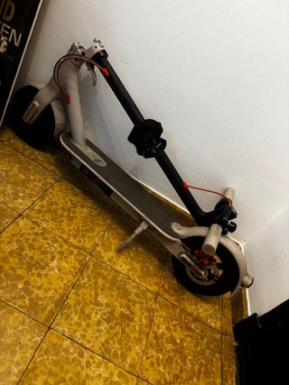 Patinete Eléctrico Blanco