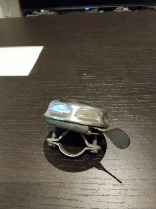 Timbre de bicicleta antiguo