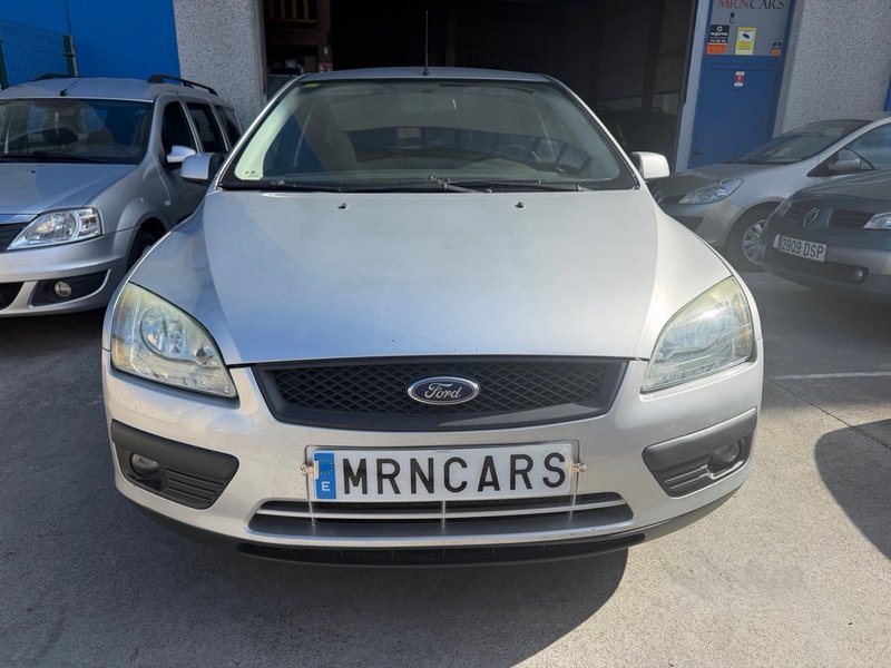 Ford Focus 2006, foto 2