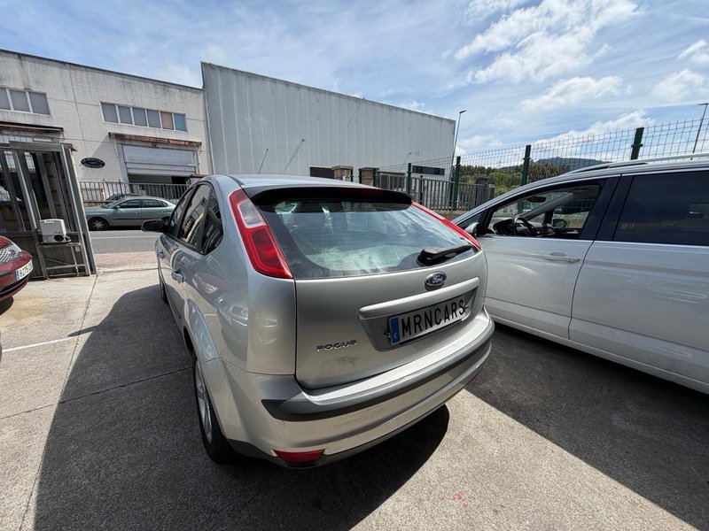 Ford Focus 2006, foto 7