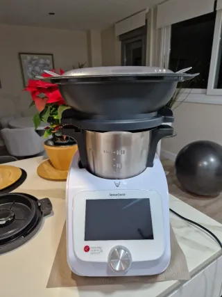 Robot da cucina Monsieur Cuisine Connect di Silvercrest