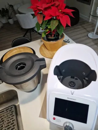 Robot da cucina Monsieur Cuisine Connect di Silvercrest