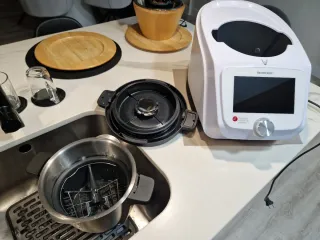 Robot da cucina Monsieur Cuisine Connect di Silvercrest