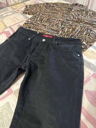 Conjunto Camisa y Pantalón Chico.Talla 40 y talla