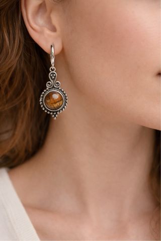 Pendientes de plata con piedra ojo de tigre